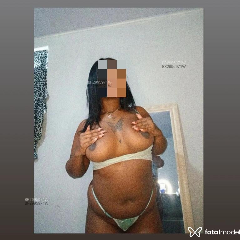 Acompanhante Preta - Feed