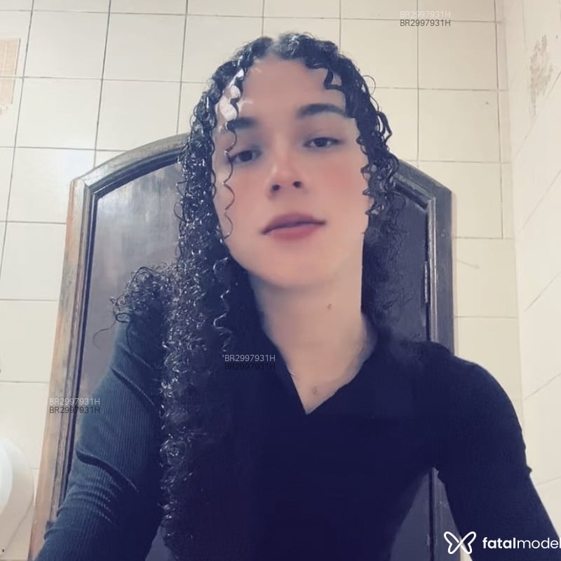 Acompanhante Nidoo - Feed