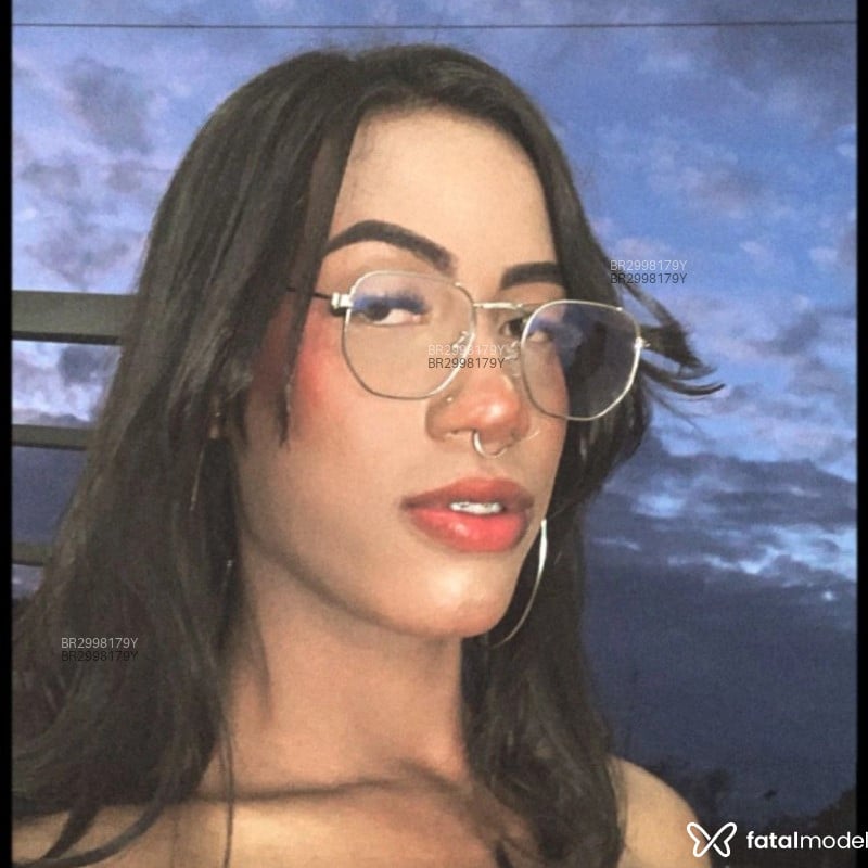 Acompanhante Siren - Feed