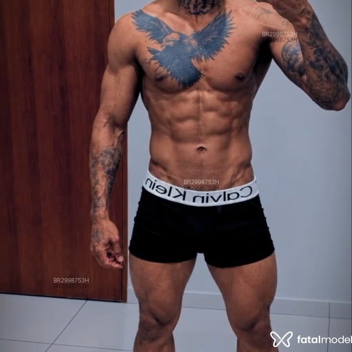 Acompanhante Mateus - Feed