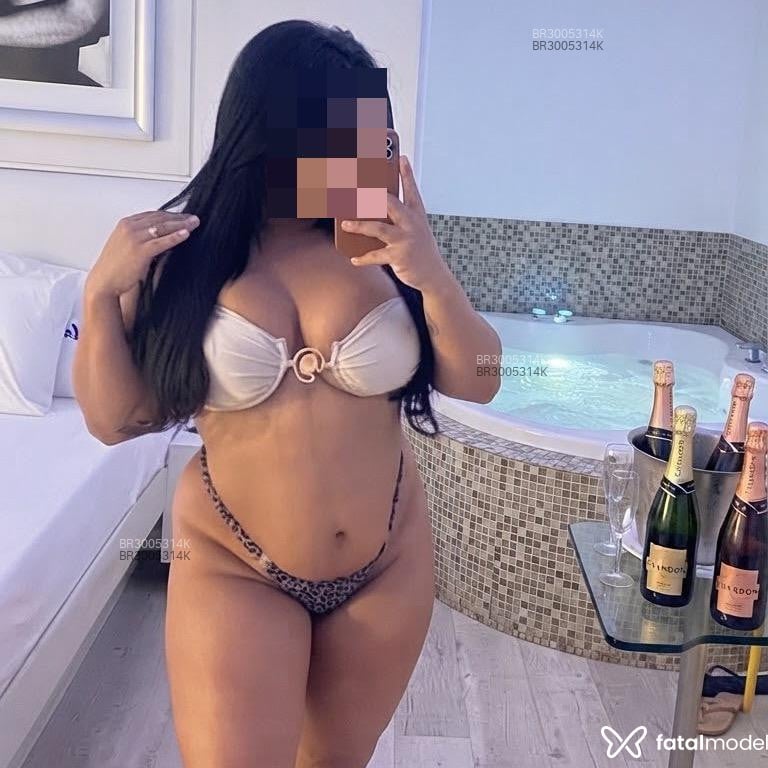 Acompanhante Jeniffer Nunes - Feed