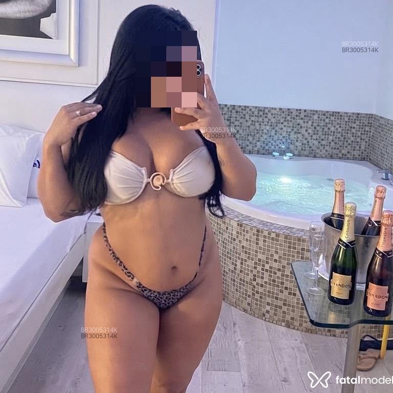 Acompanhante Jeniffer Nunes - Feed