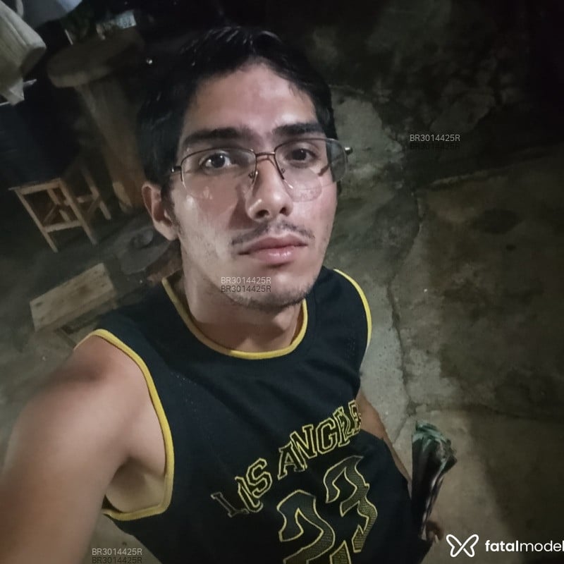 Acompanhante Keven - Feed