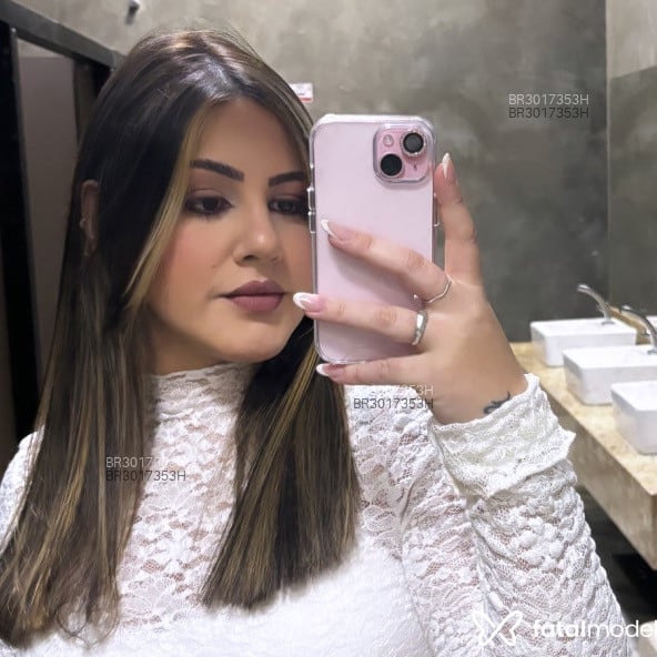 Acompanhante Gaby - Feed