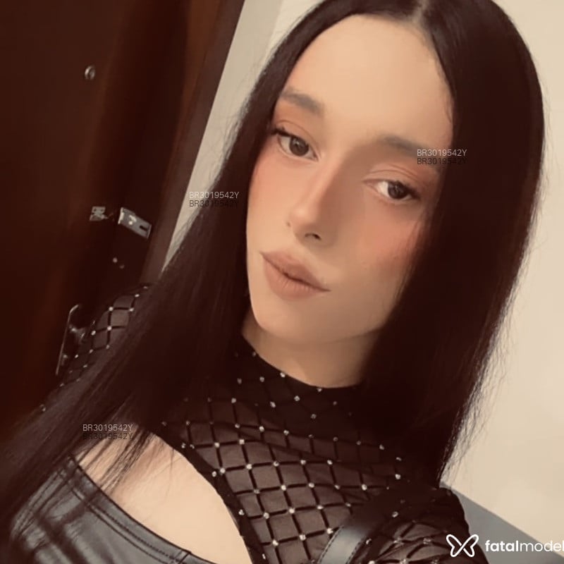 Acompanhante Alice - Feed