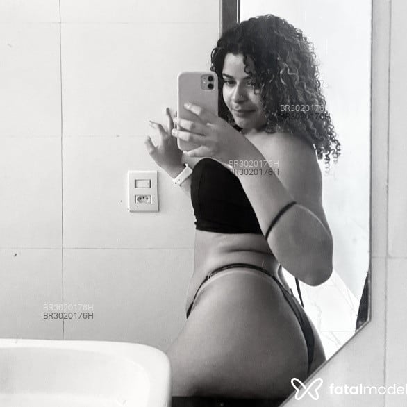 Acompanhante Kely Santos - Feed