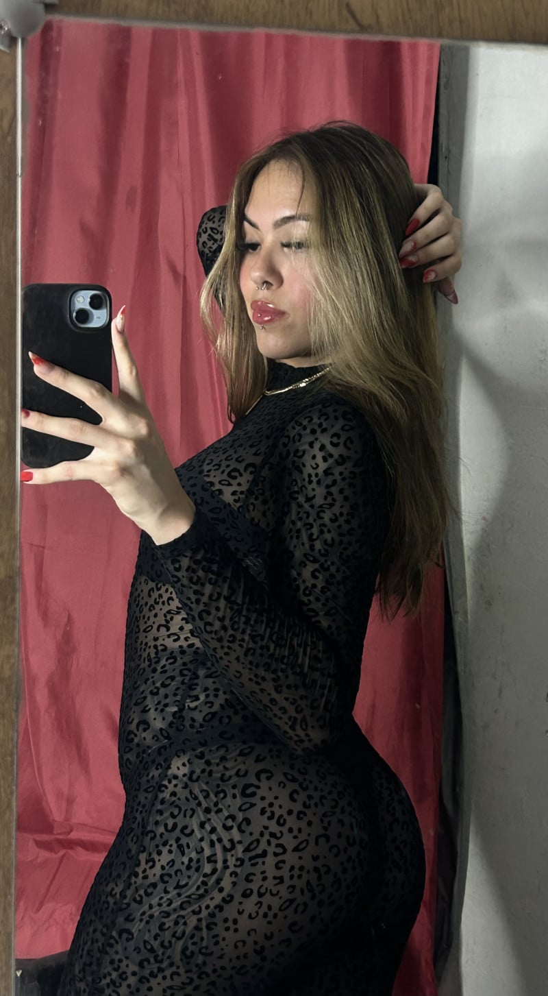 Acompanhante Manuzinha - Feed