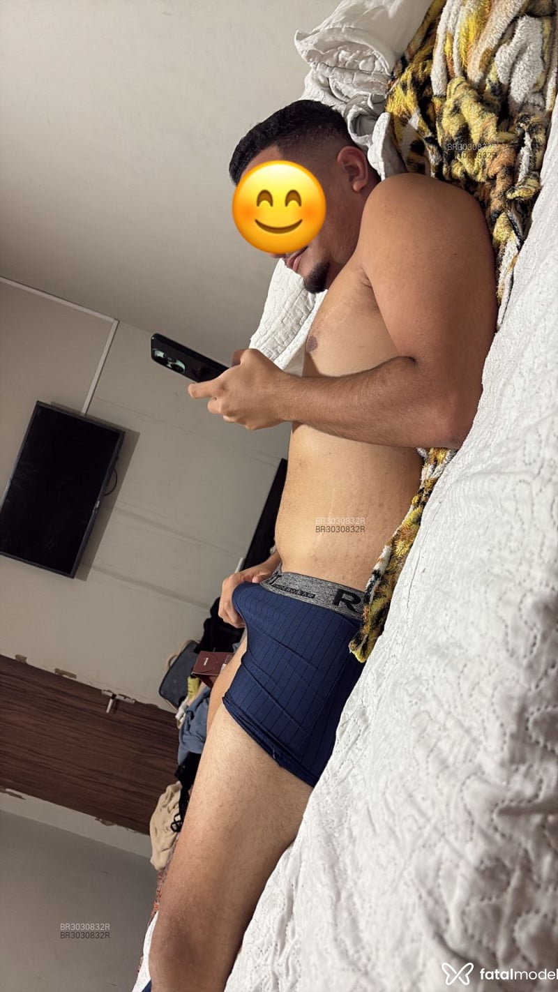 Acompanhante Henrique - Feed