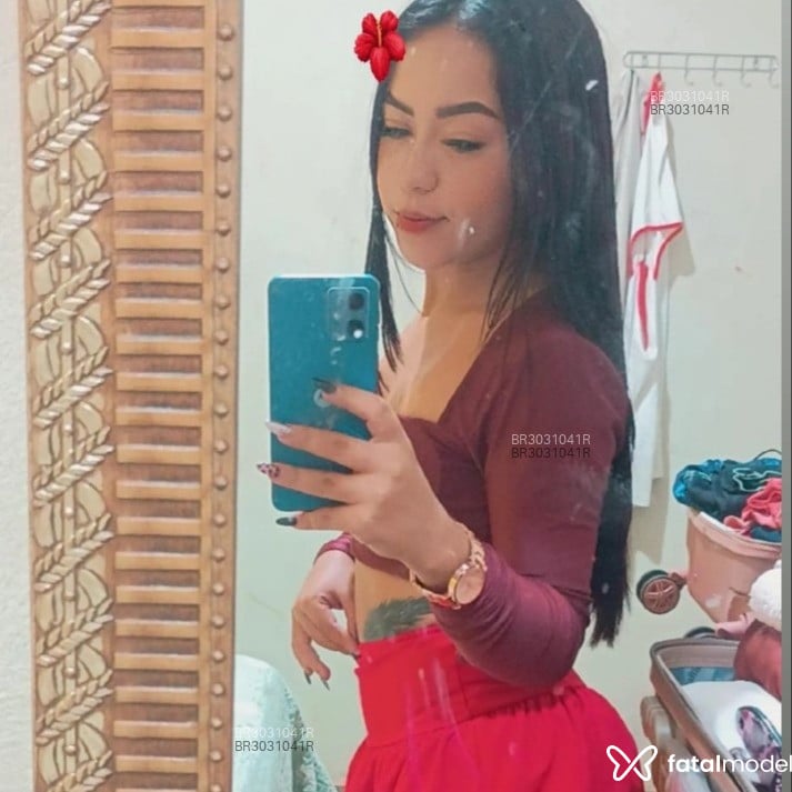 Acompanhante Luara - Feed