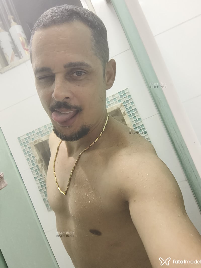 Acompanhante Leandro - Feed