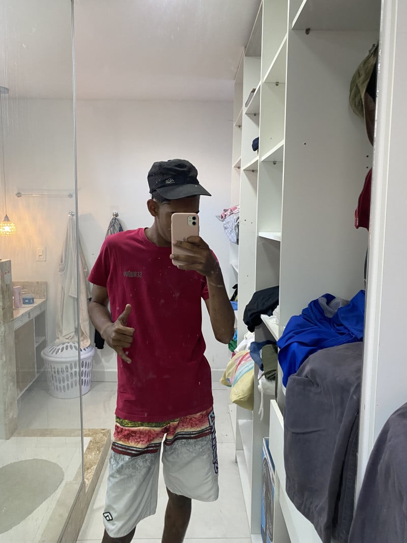 Acompanhante Galinho - Feed