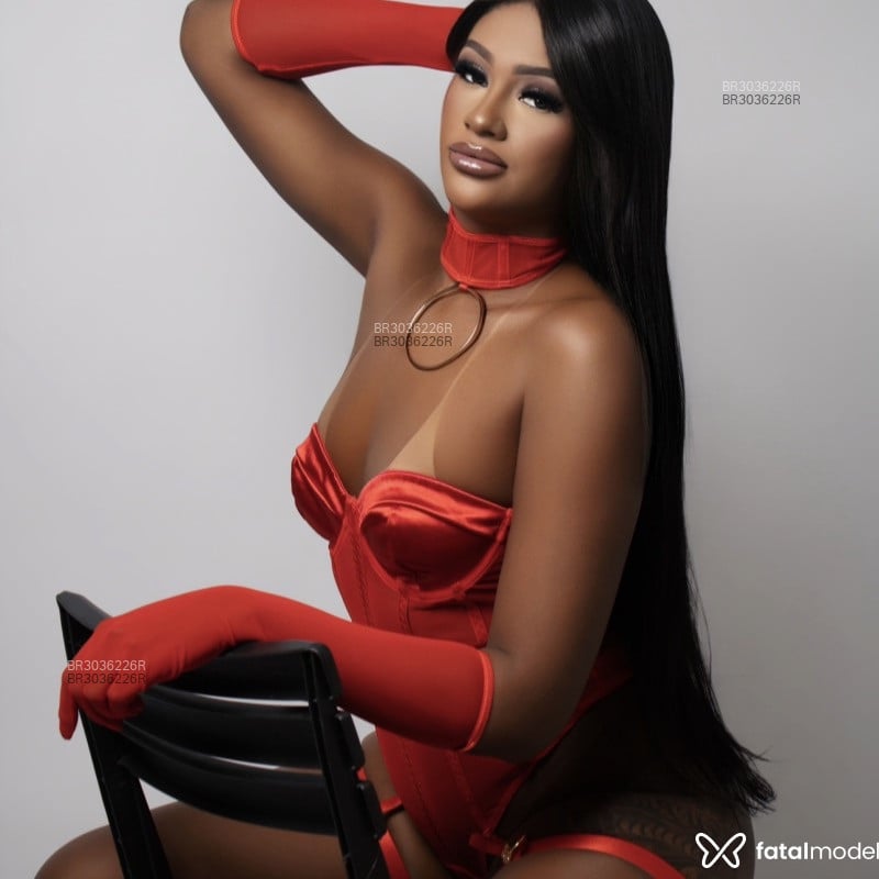 Acompanhante Beatriz - Feed