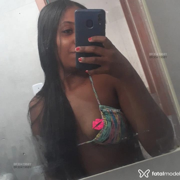 Acompanhante Rebeca - Feed