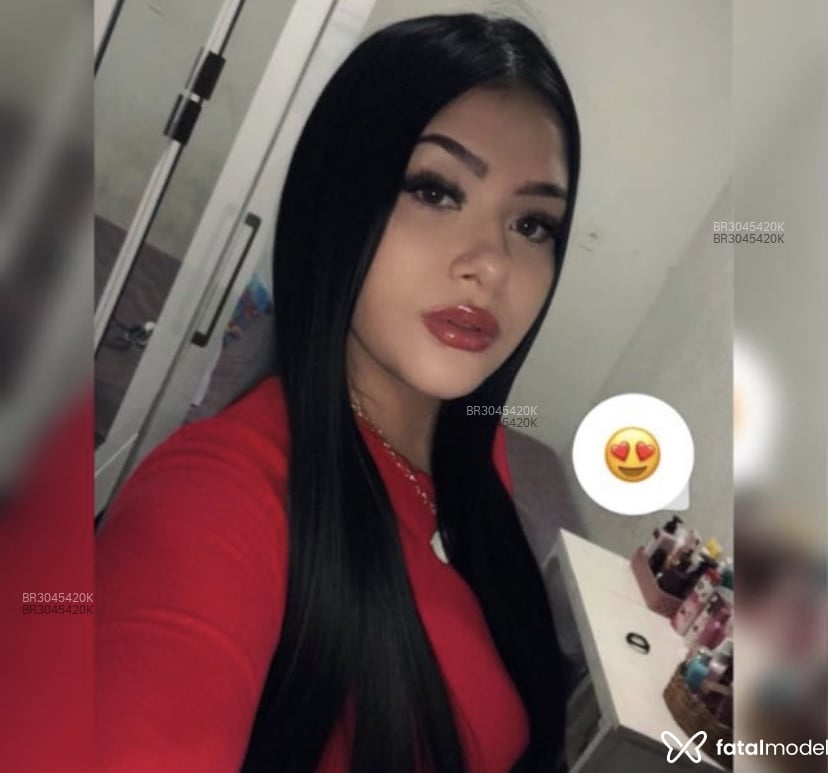 Acompanhante Julia - Feed