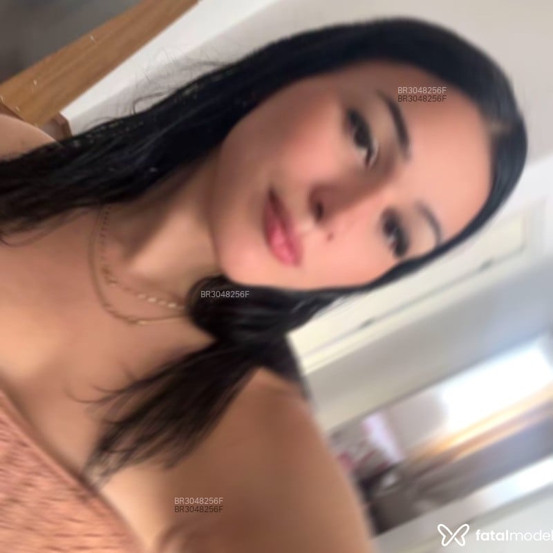 Acompanhante Mey - Feed