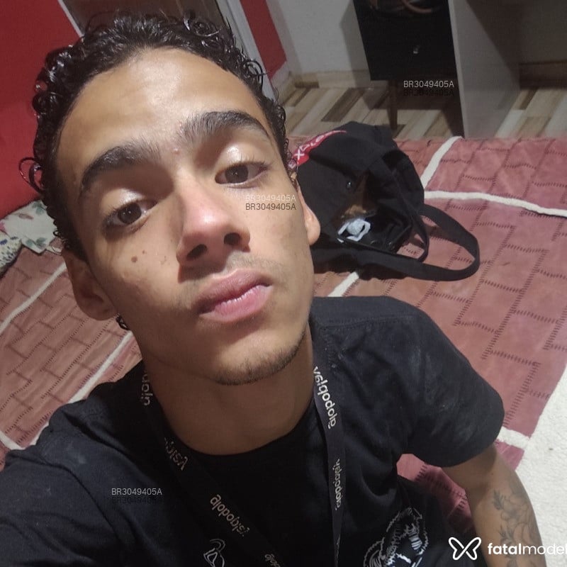 Acompanhante Isaac - Feed