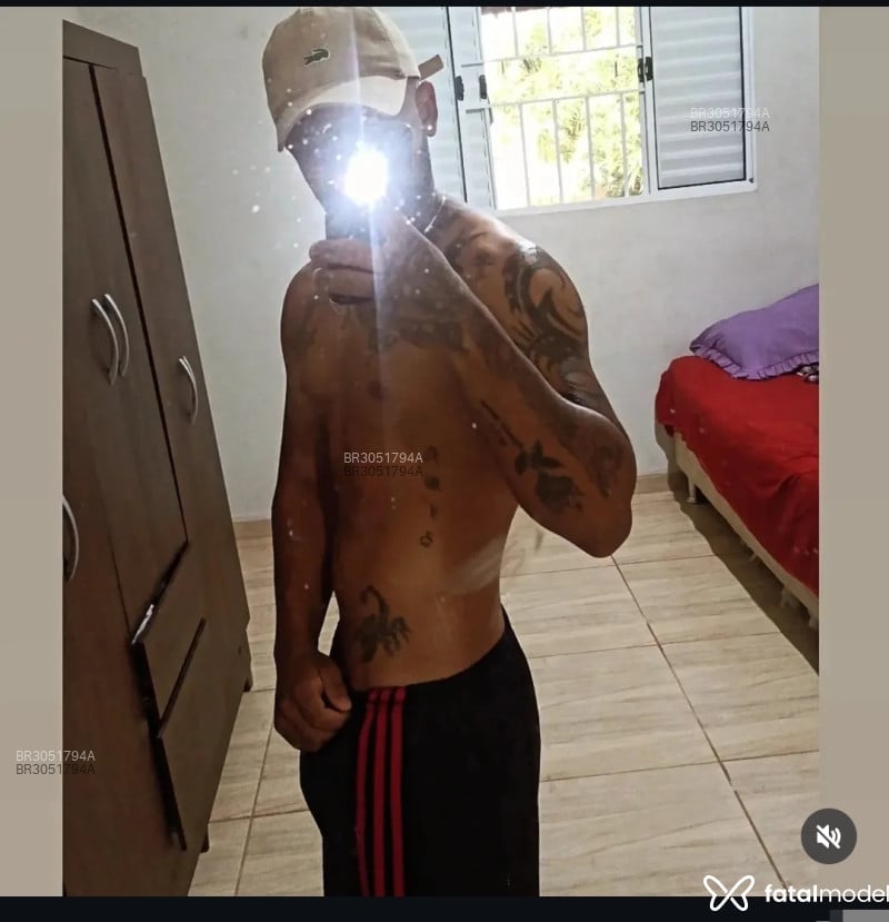 Acompanhante Vinicius - Feed