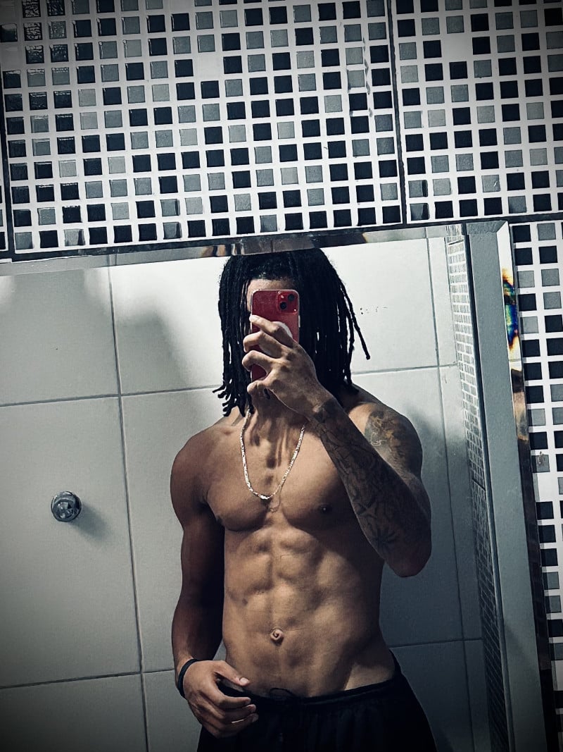 Acompanhante Sousa - Feed