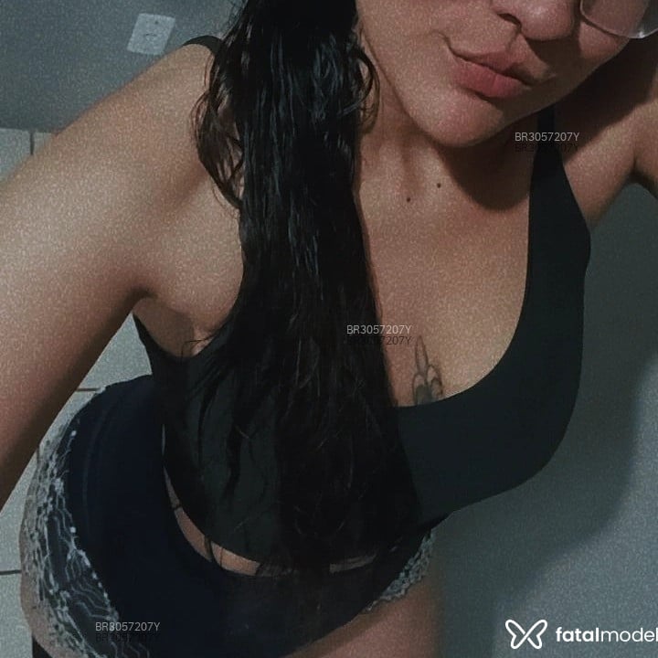 Acompanhante Helena - Feed