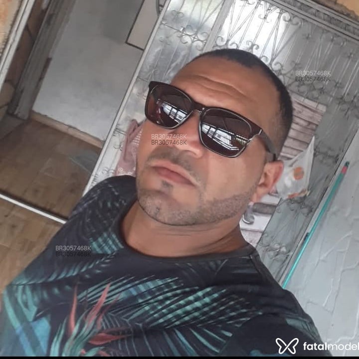 Acompanhante Luiz - Feed