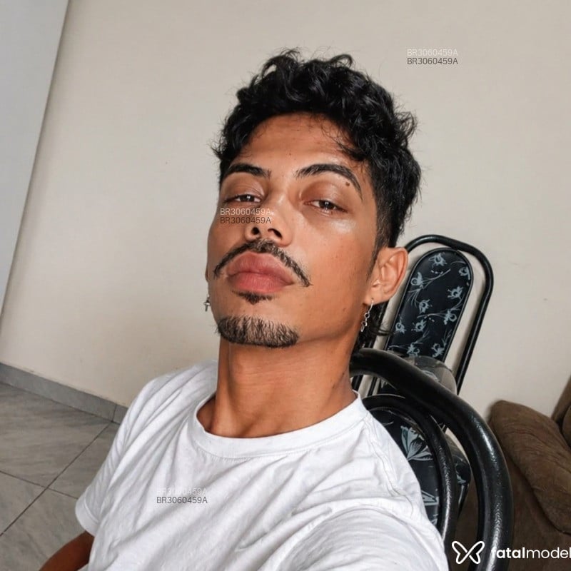 Acompanhante Arthur - Feed
