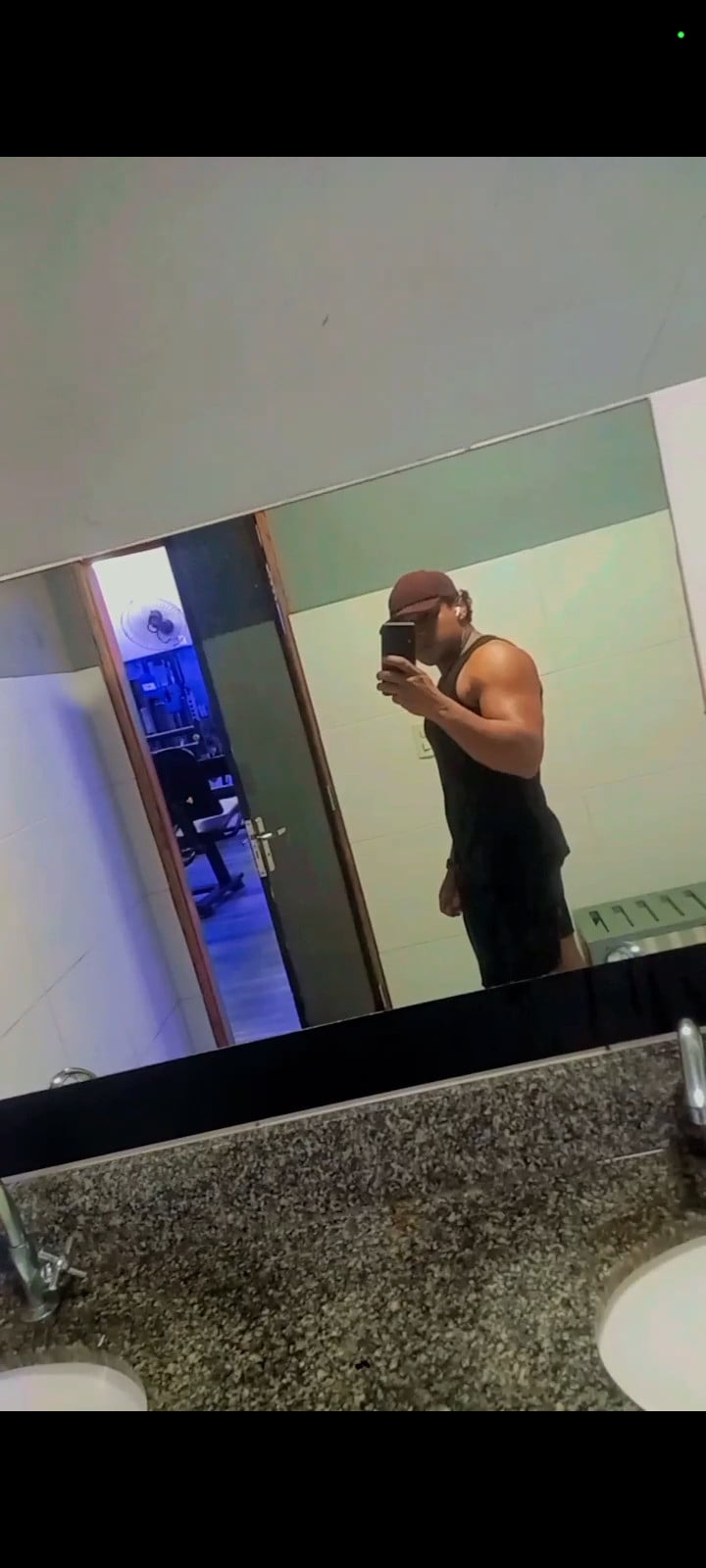 Acompanhante Nego Del - Feed