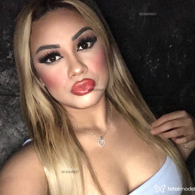 Acompanhante Carolina - Feed