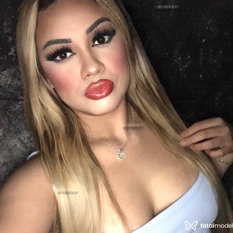 Acompanhante Carolina - Feed