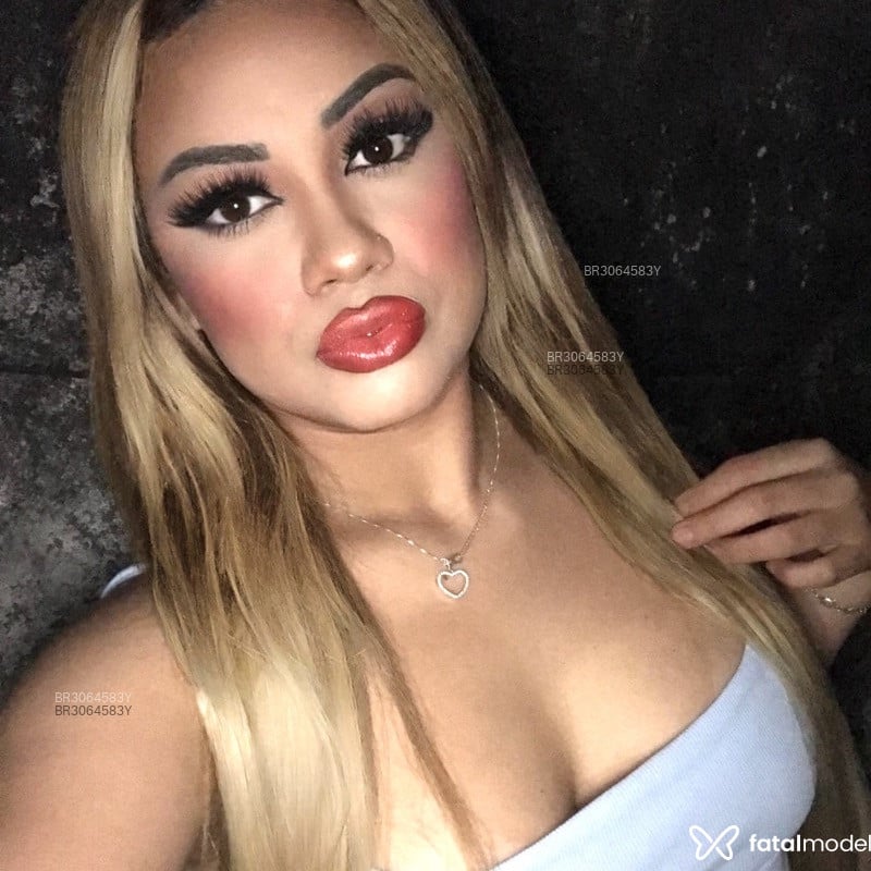 Acompanhante Carolina - Feed