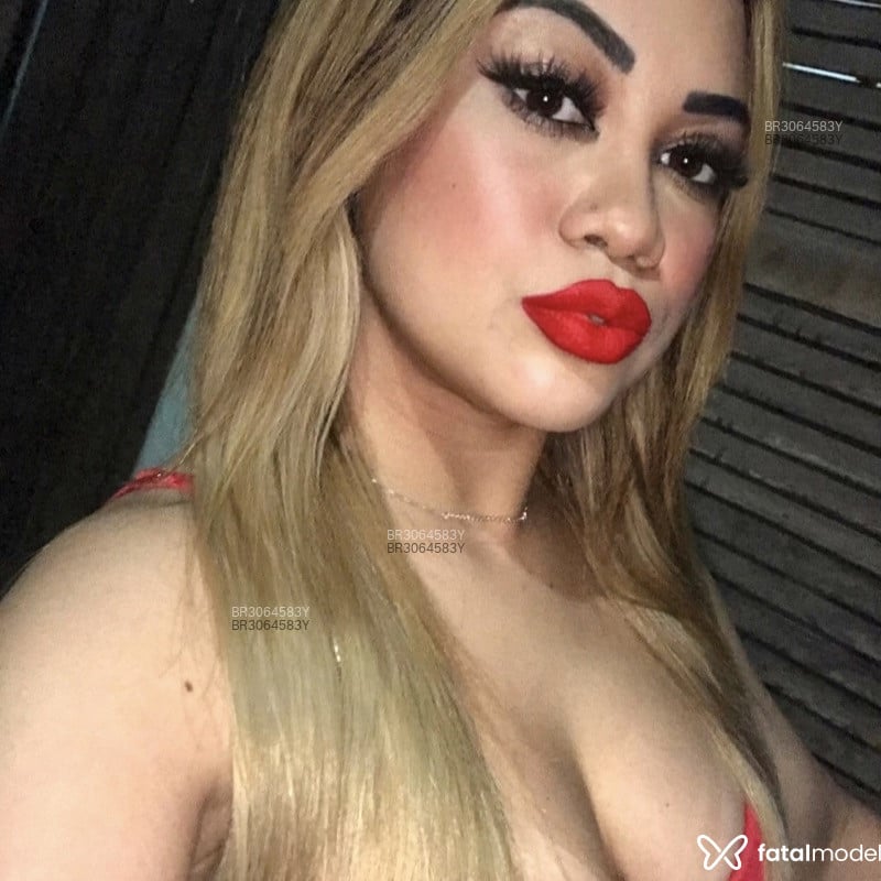 Acompanhante Carolina - Feed