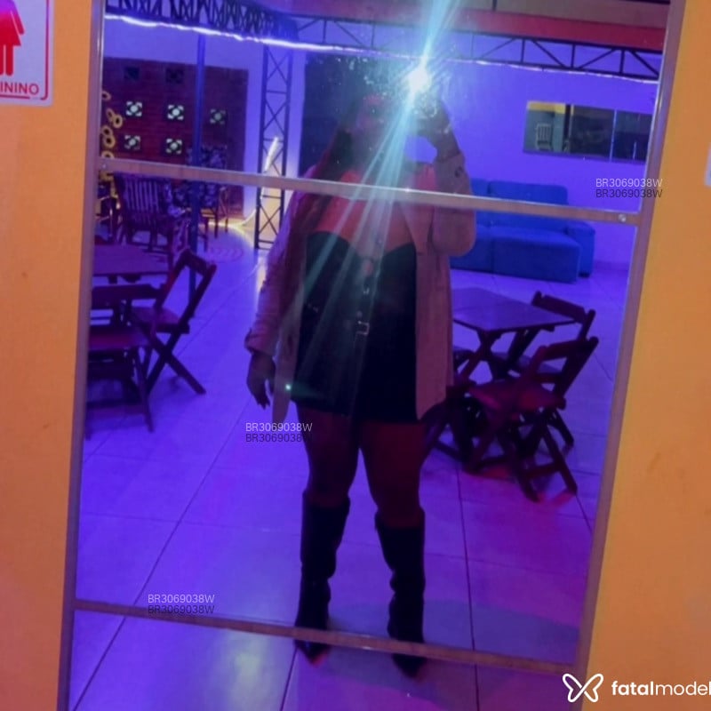 Acompanhante Brenda Mansur - Feed
