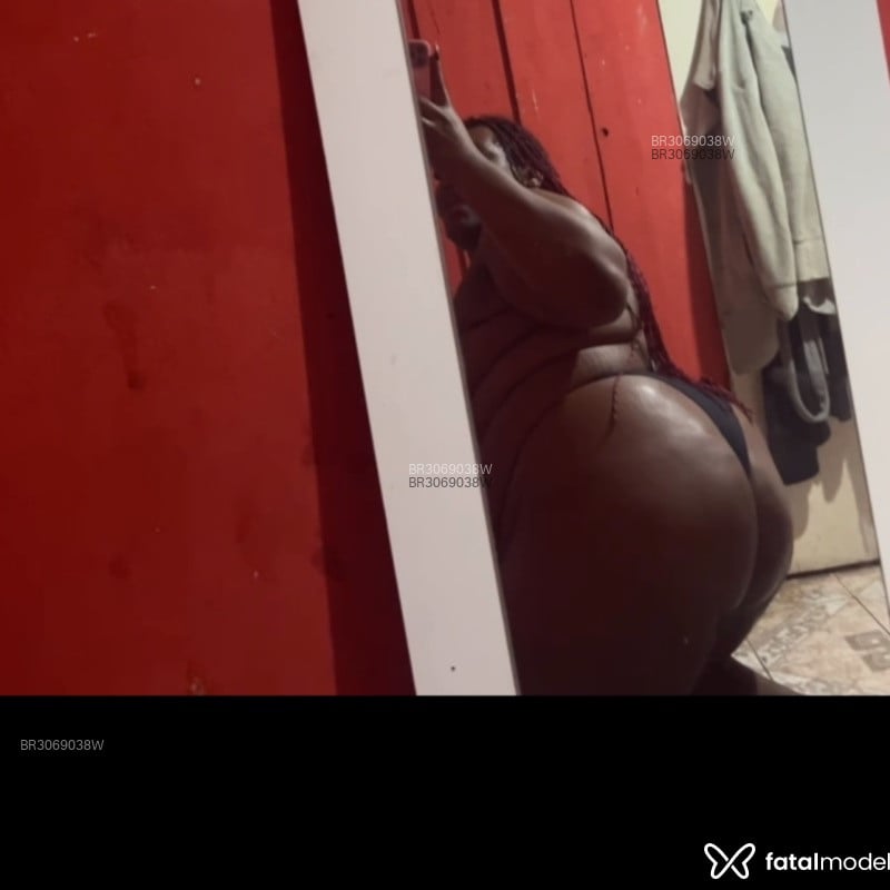 Acompanhante Brenda Mansur - Feed