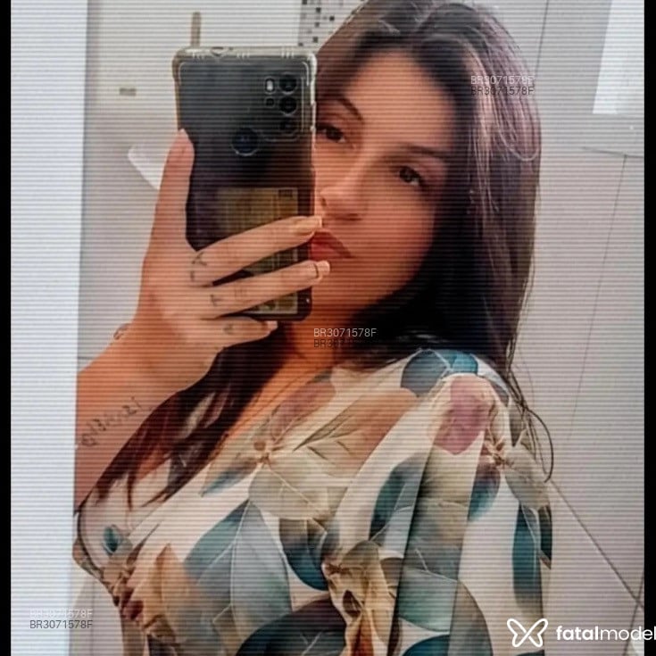 Acompanhante Morena - Feed