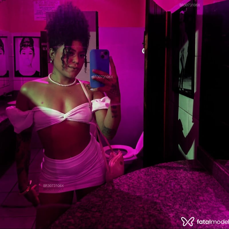 Acompanhante Carolzinha - Feed