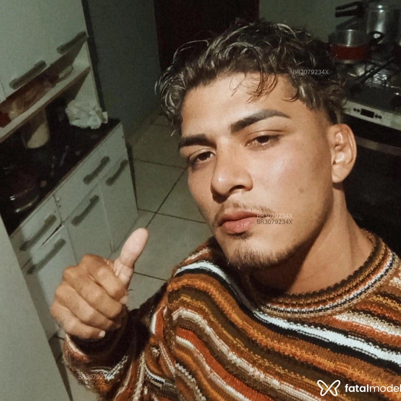 Acompanhante Vinícius Pinheiro - Feed