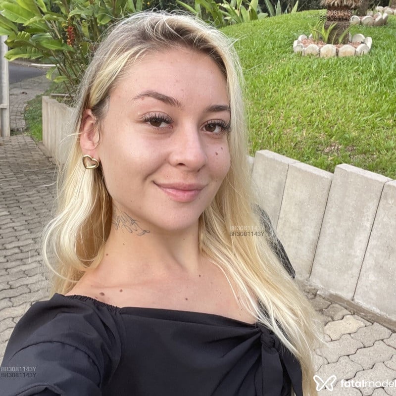 Acompanhante Eduarda Caroline - Feed