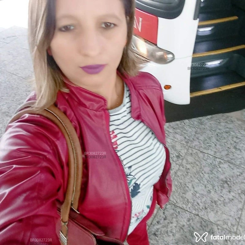 Acompanhante Maria Luiza - Feed