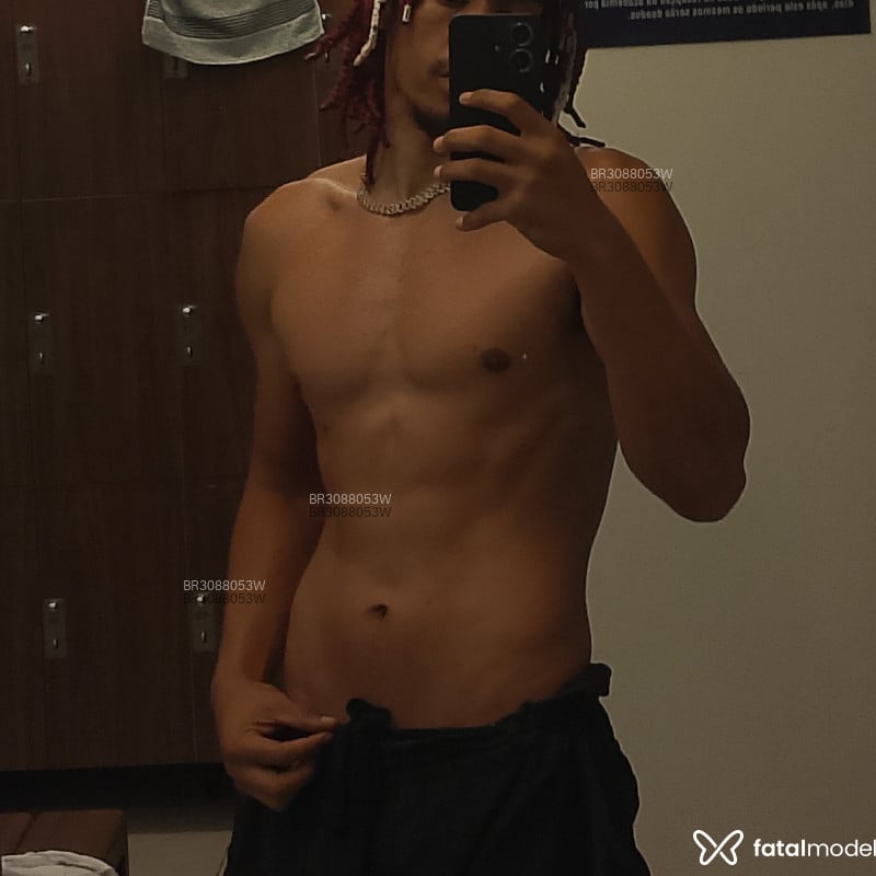 Acompanhante Jaden Magrin - Feed
