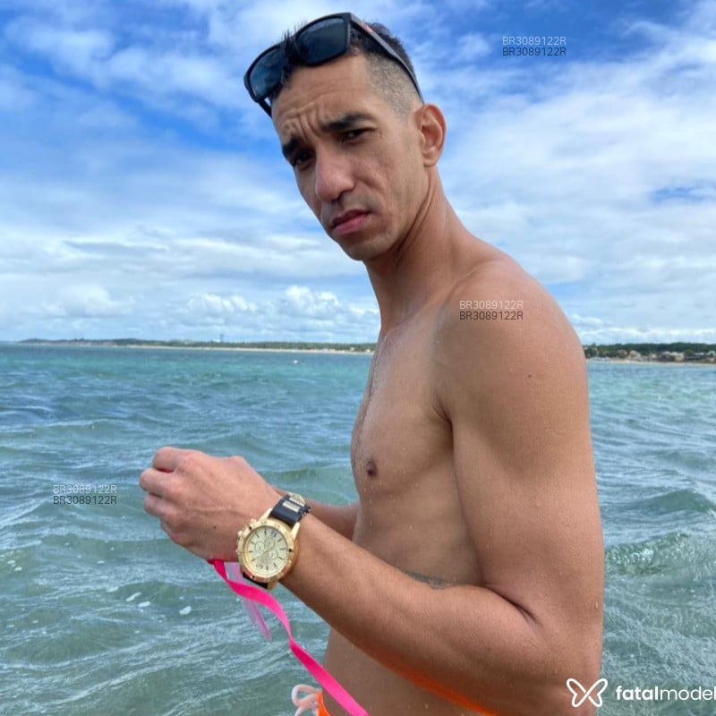 Acompanhante Luan Xavier - Feed