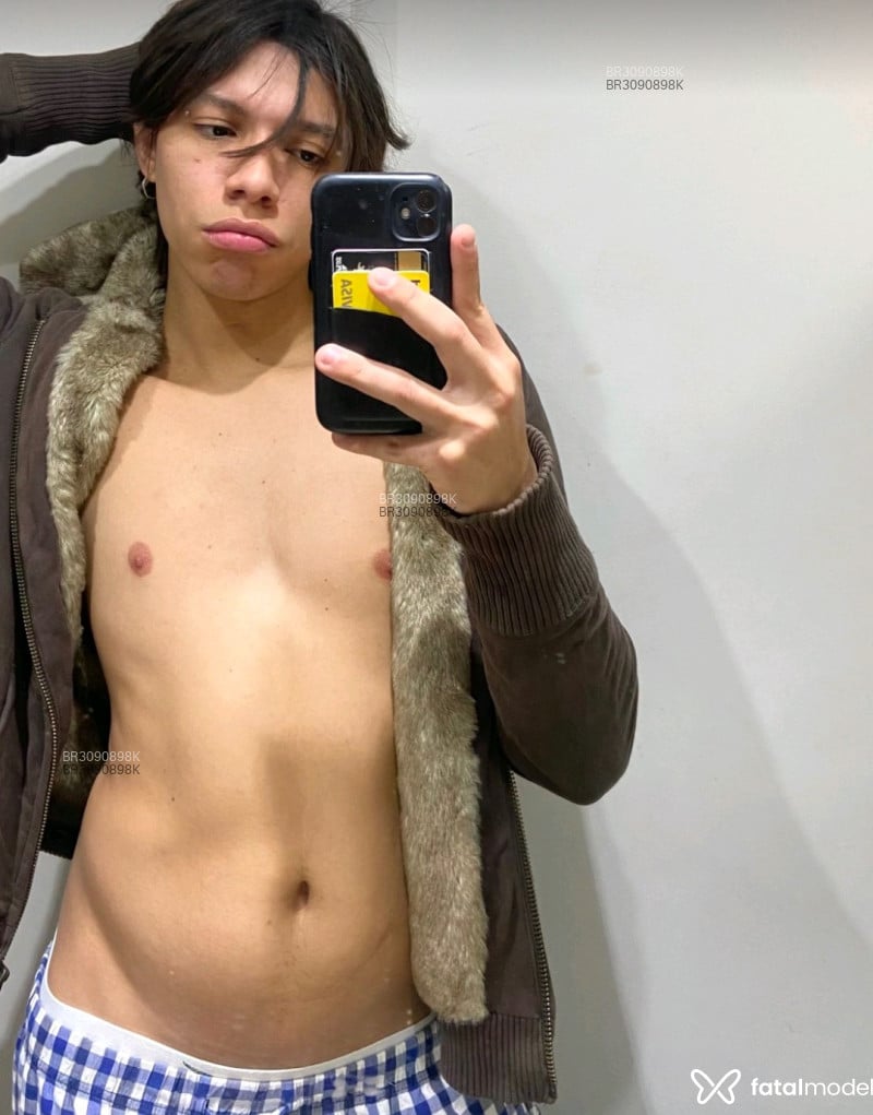 Acompanhante Carlinhos - Feed