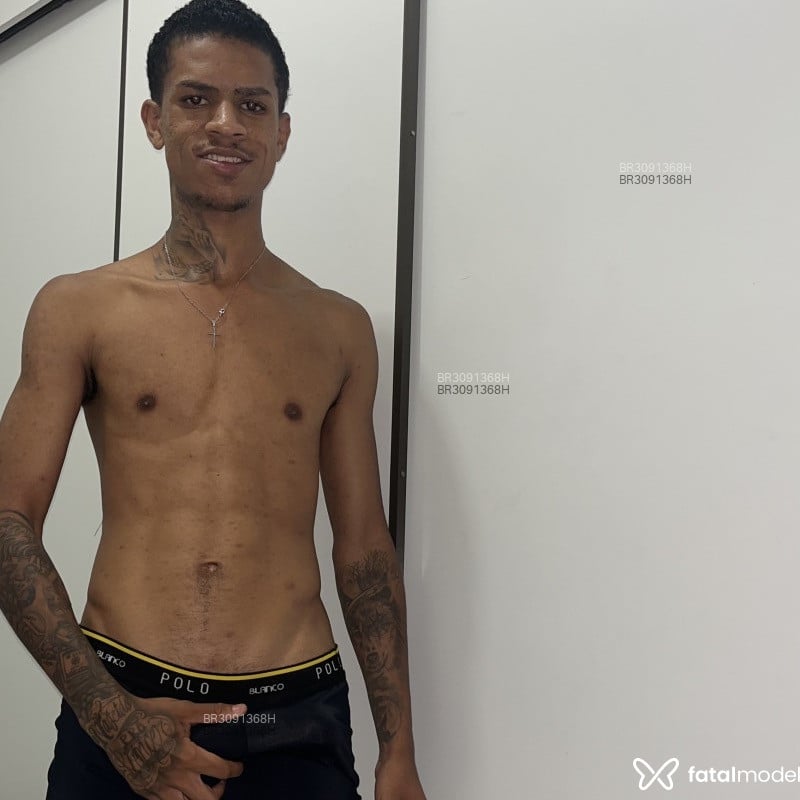 Acompanhante Henrique - Feed