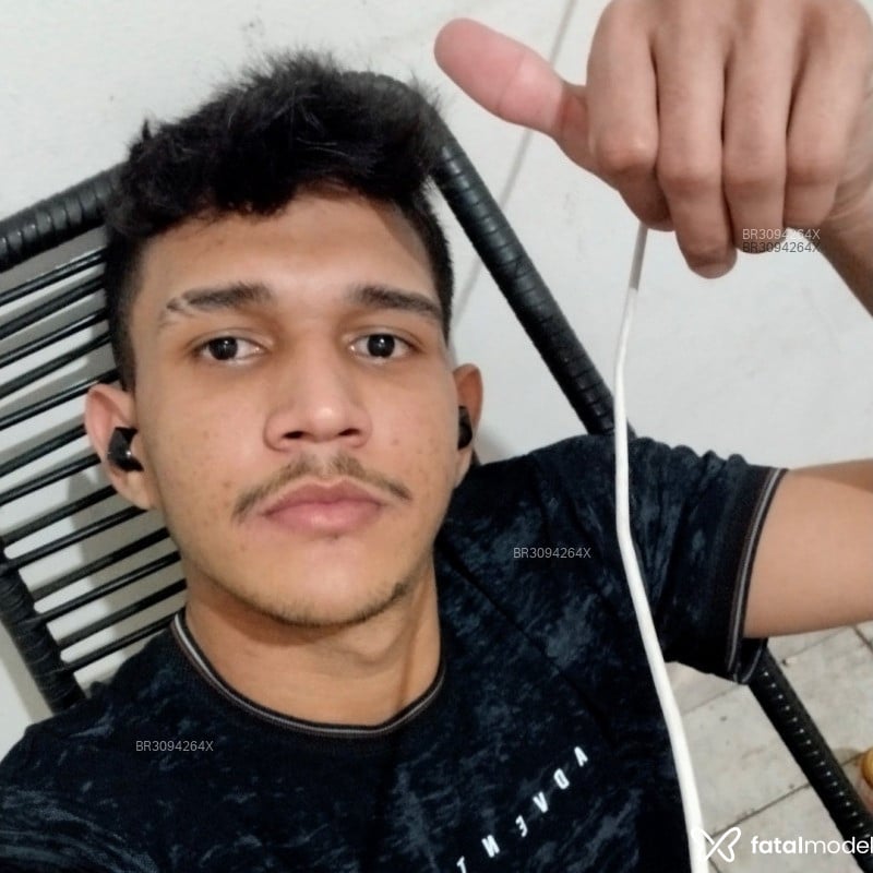 Acompanhante Carlos - Feed