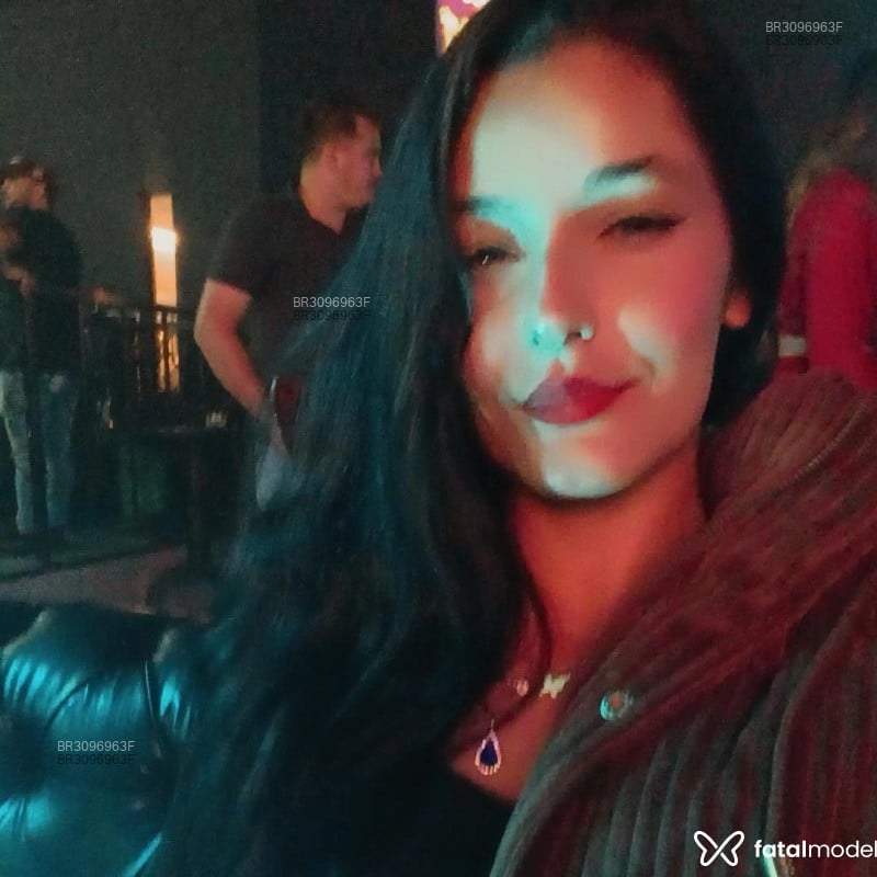 Acompanhante Petrova - Feed