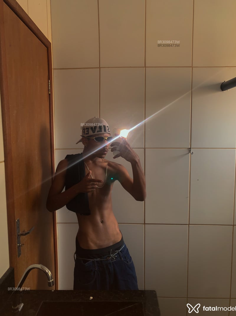 Acompanhante Kaio Moreira - Feed