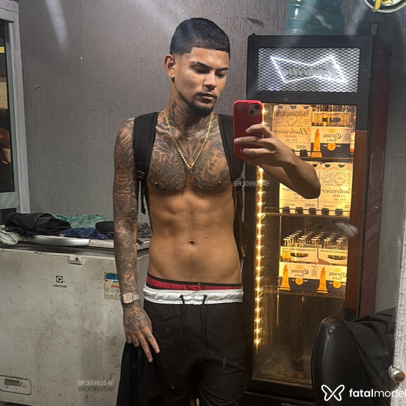 Acompanhante Pedro Lucas - Feed