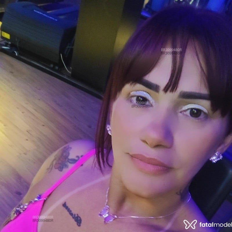 Acompanhante Susan - Feed