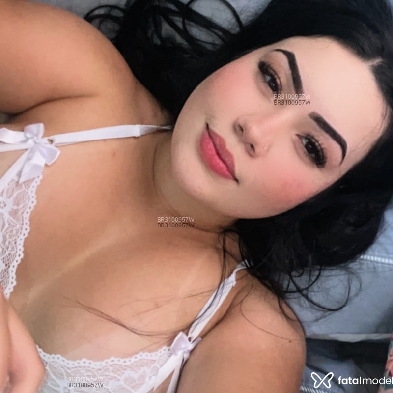 Acompanhante Aninha - Feed