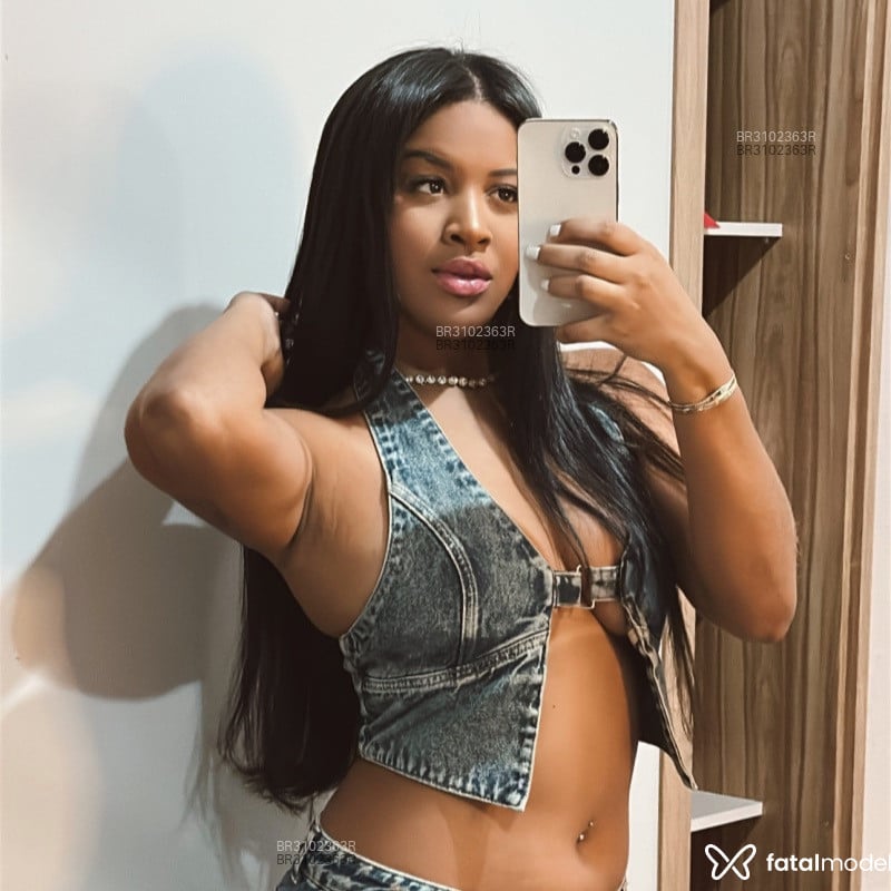 Acompanhante Isa Marques - Feed
