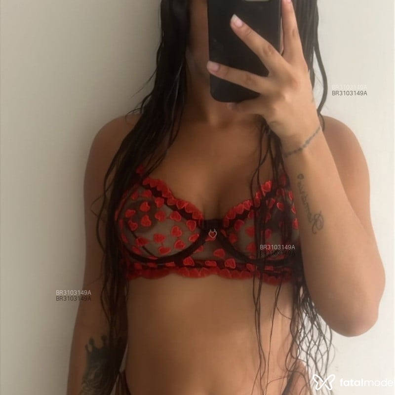 Acompanhante Maria Eduarda - Feed
