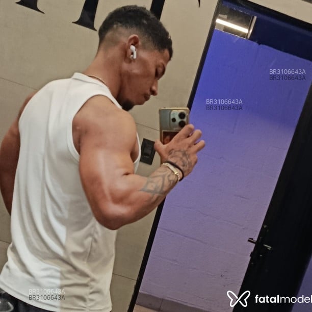 Acompanhante Kaykegostoso - Feed